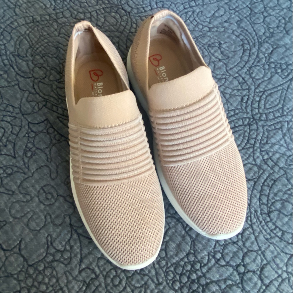 Blondo Waterproof Women’s Shoes Sneakers